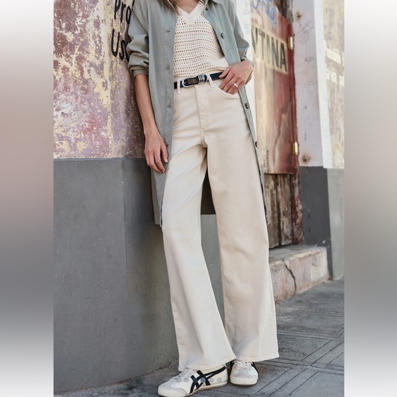 Charlie Wide Leg Pant Marine Layer Cream Pants with Button Detail - Picture 2 of 7